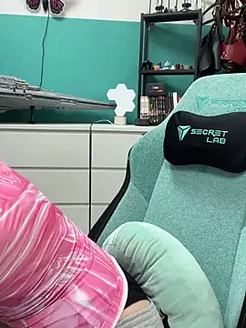 TheRealJessyLey's room