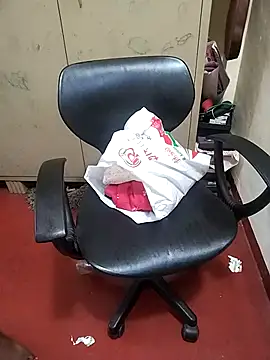 vijay_tamilboysl (Ask my age) - Ashloe play with oil