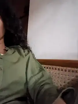 Webcam Model (sexysilmy)  is live.Free join now!