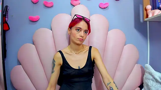 luci_miller - Luci_miller's free webcam