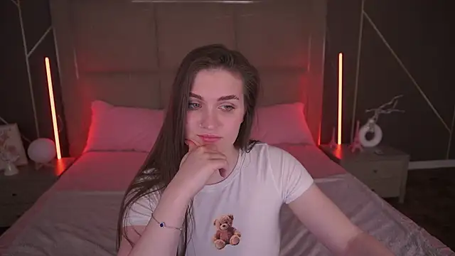 emmycharmm - EmmyCharmm's free webcam