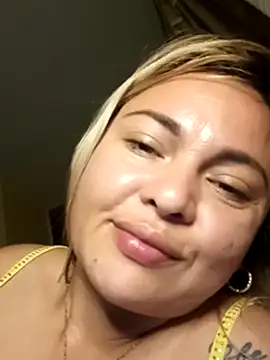 lucy_estrr - Lucy_estrr's free webcam