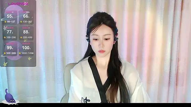 aimee-520 - Aimee-520's free webcam