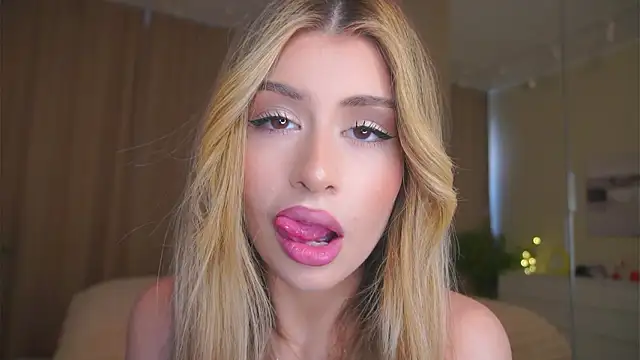 georginaharn - GeorginaHarn's free webcam - UK Sex Cams