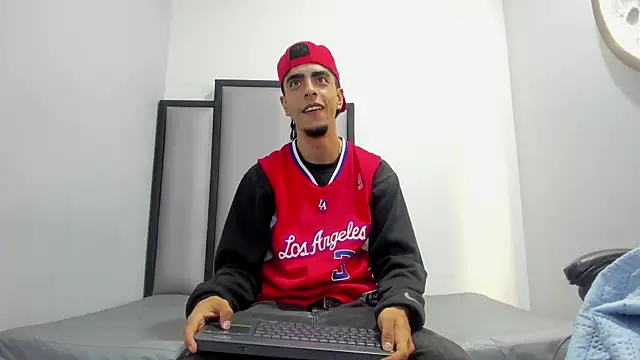 Endrick-23 live sex cam