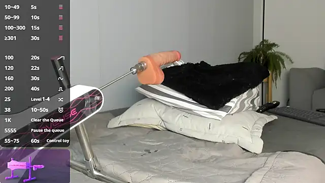 tanishaevans (F young) - control 2 min+get naked 💦💧🌊