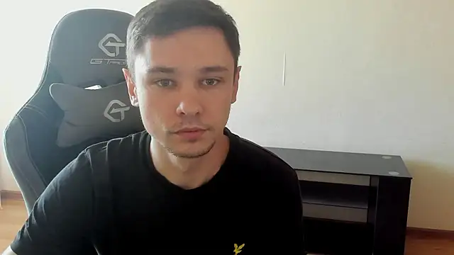 alexmansuper - Alexmansuper's free webcam - UK Sex Cams