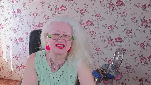 Maya_Mayflower live sex cam