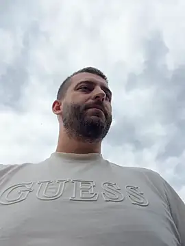 Pablo_Hornyguy95 live sex cam