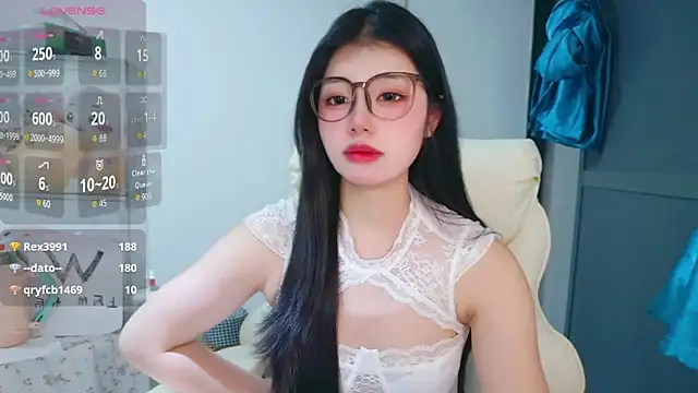 -XiaoYu-777 live sex cam