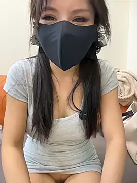 美女Carlin-yiyi在线直播