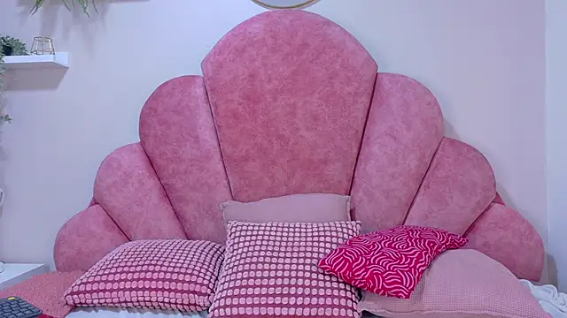 amberstonne__ (F teen) - Oil body, full naked now !