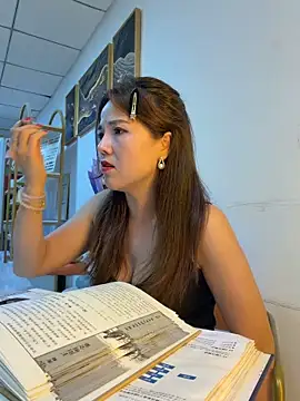 美女Xiaoxiao-y在线直播