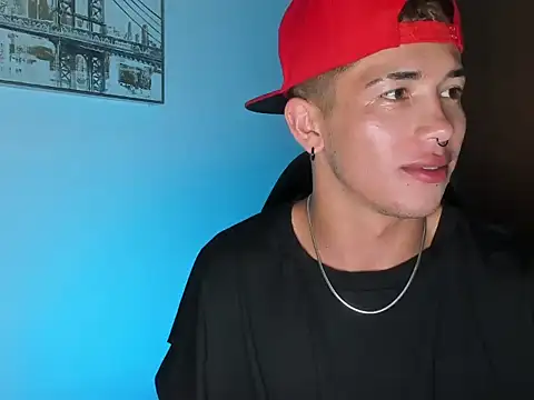 noahsaint - Noahsaint's free webcam - UK Sex Cams