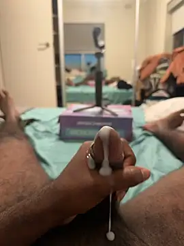 reez77 (M young) - Cum Shot // naked