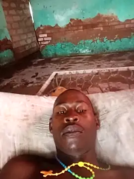 buddychoms - Buddychoms's free webcam - UK Sex Cams