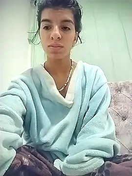 Webcam Model (Ariell_Kieran)  is live.Free join now!