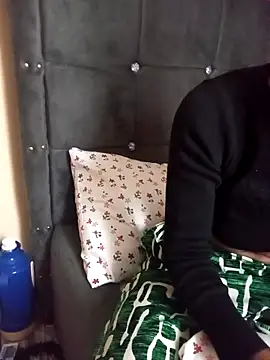 Webcam Model (honeypot224)  is live.Free join now!