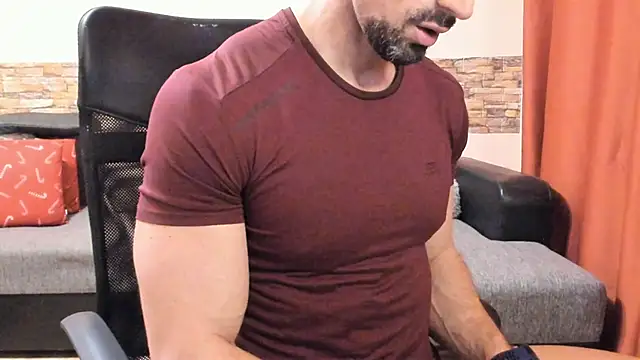 HotHunkTrainer avatar