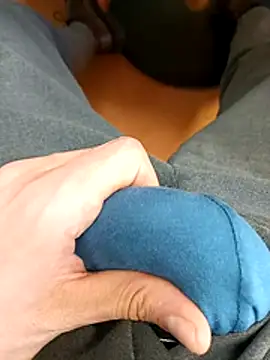 Fun_yacine's live cam