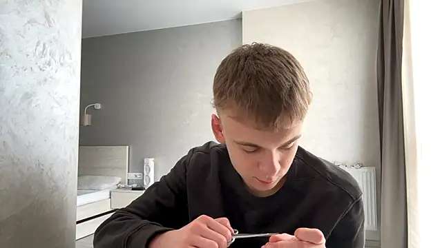 solofury (M twink) - Buy car