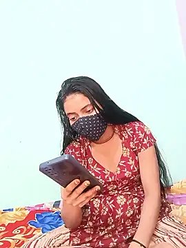 Webcam Model (18_year_old_girl) is live