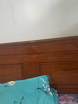 ______cherry_____ (F milf) - Rung lush em rên rĩ xì nước