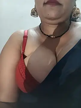 nyra-23 (F milf) - My complit  goal Valentine week 🥰💝💦😋