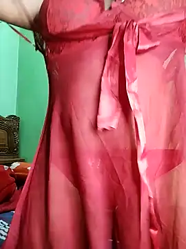 Webcam Model (-Carolina6_9Prapti-)  is live.Free join now!