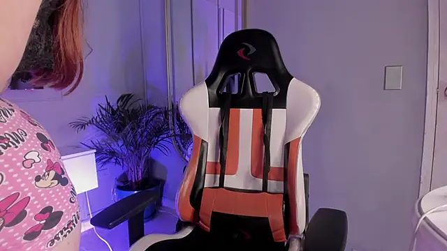 winnie_cutee (F teen) - 💋Doggy +no panty 💋