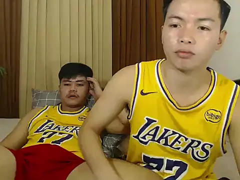 hot_emman - Hot_emman's free webcam - UK Sex Cams