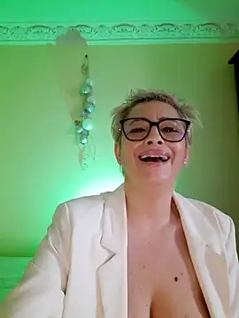 lunablaise - LunaBlaise's free webcam - UK Sex Cams