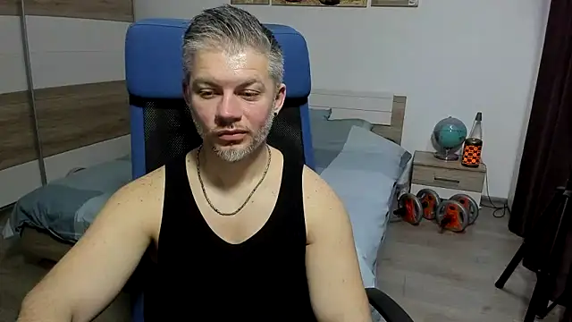 robbyshawz - RobbyShawz's free webcam - UK Sex Cams