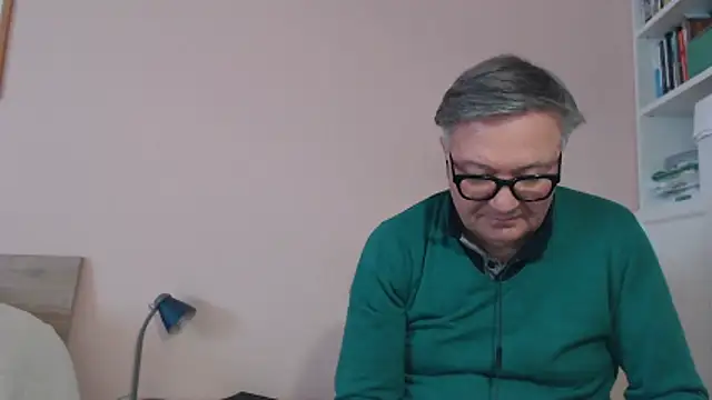 you6me (M grandpa) - Naked show cum