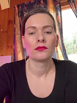 Webcam Model (Midnight_Munch) is live