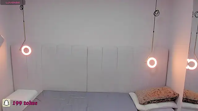 riri_candy (F young) - Torso Ride Cowgirl Style