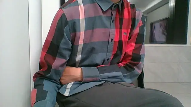 nole_china7 (Ask my age) - talk / fun / cum