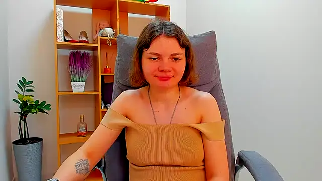 stella-maers (F young) - hard clit masturbation