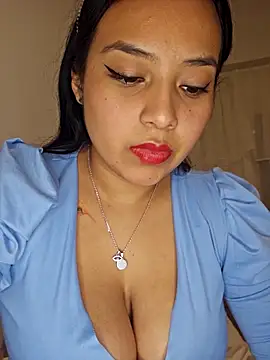 Webcam Model (Angelmoon04)  is live.Free join now!