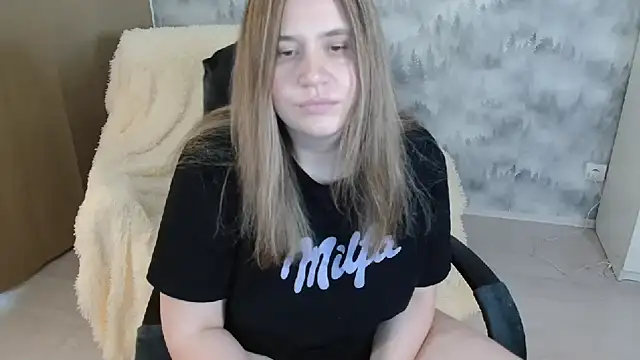 adelinalawson - AdelinaLawson's free webcam