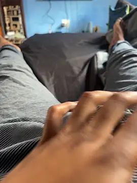 youngsterSA223 webcam