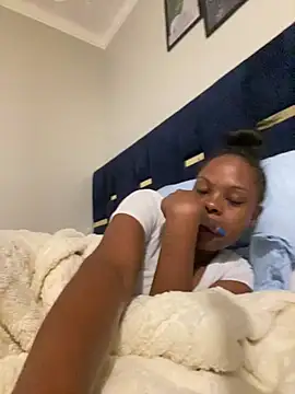 dellah27 - Dellah27's free webcam - UK Sex Cams