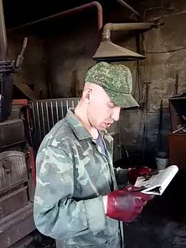 _uncle_mitya-43_ - _uncle_Mitya-43_'s free webcam - UK Sex Cams