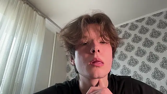 tomasdickpick (M twink) - take off t shirt