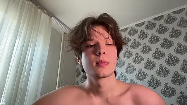 tomasdickpick (M twink) - take off t shirt