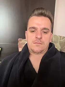 huge_cock22cm - Huge_cock22cm's free webcam - UK Sex Cams