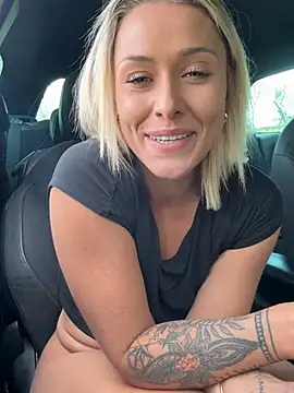 petrouchkaaa_'s live cam