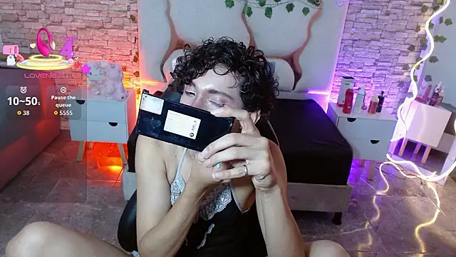 chipi_tay - Chipi_tay's free webcam - UK Sex Cams