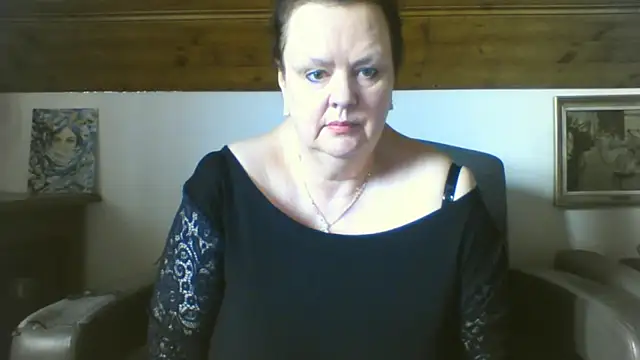 tiffanymature - TiffanyMature's free webcam - UK Sex Cams