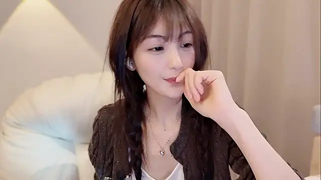 lh7 (F young) - #asian #asian-young #brunettes #brunettes-young #chinese #dirty-talk #emo #hd #medium #office #romantic #romantic-asian #romantic-young #sexting #young